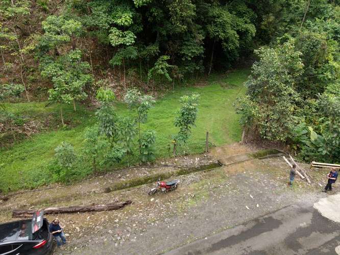 Finca con río y catarata en San Juan de Parrita