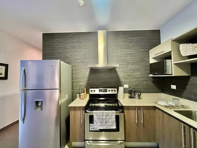 Venta Apartamento Amueblado en Pinares de Curridabat - Imagen 4