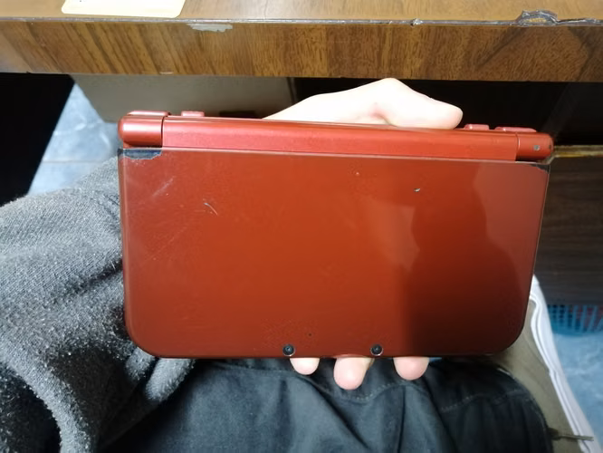 New Nintendo 3DS XL - Imagen 4