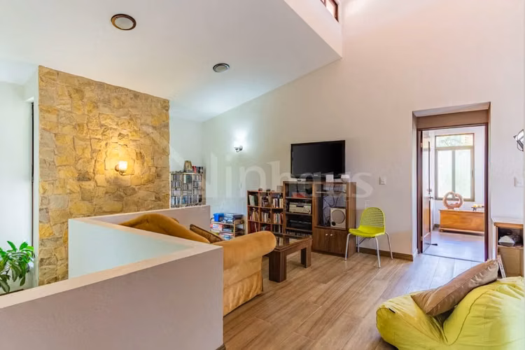 Venta de amplia casa en condominio en La Guacima  - Imagen 8