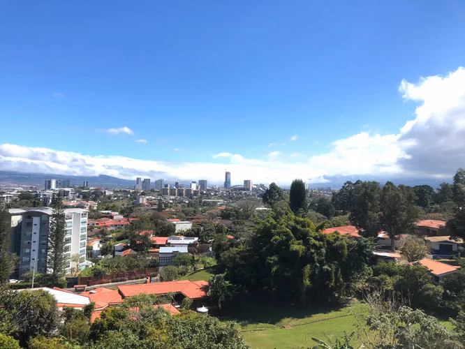 ALTA PIETRA | Apartamentos modernos con vistas panorámicas en San Rafael, Escazú - Imagen 12