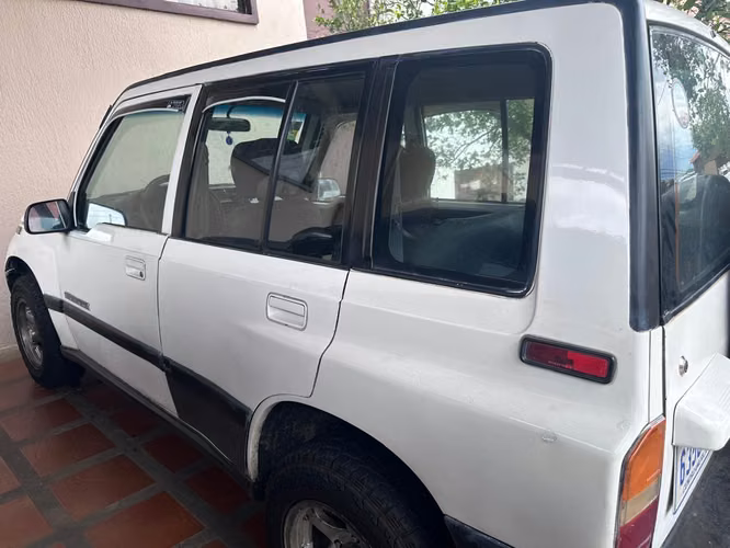 Sidekick 97 4x4
