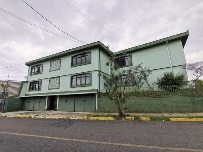 Venta de Edificio Esquinero en Uruca, San José.  - Imagen 11