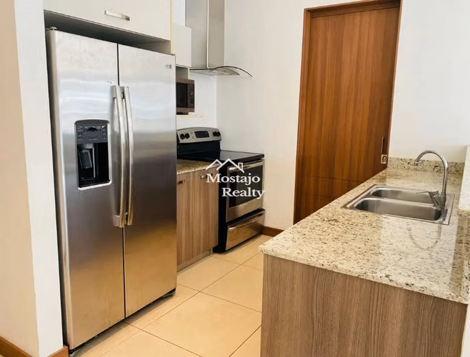 Venta de apartamento en Distrito 4, Guachipelin de Escazu - Imagen 3