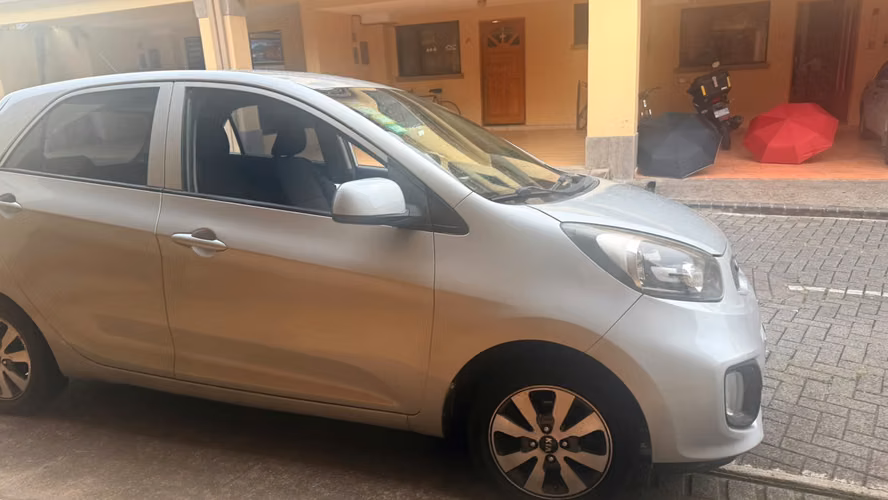 Kia picanto en excelente  estado 