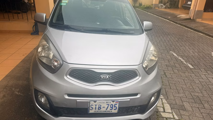 Kia picanto en excelente  estado 