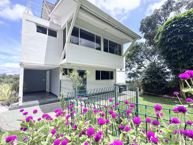 Hermosa casa con vistas cerca de La Paco + 3 dormitorios + habitación multiuso - Imagen 3