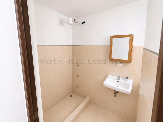 Venta de casa un nivel agua caliente Cartago a 5 minutos de Cartago Centro - Imagen 5