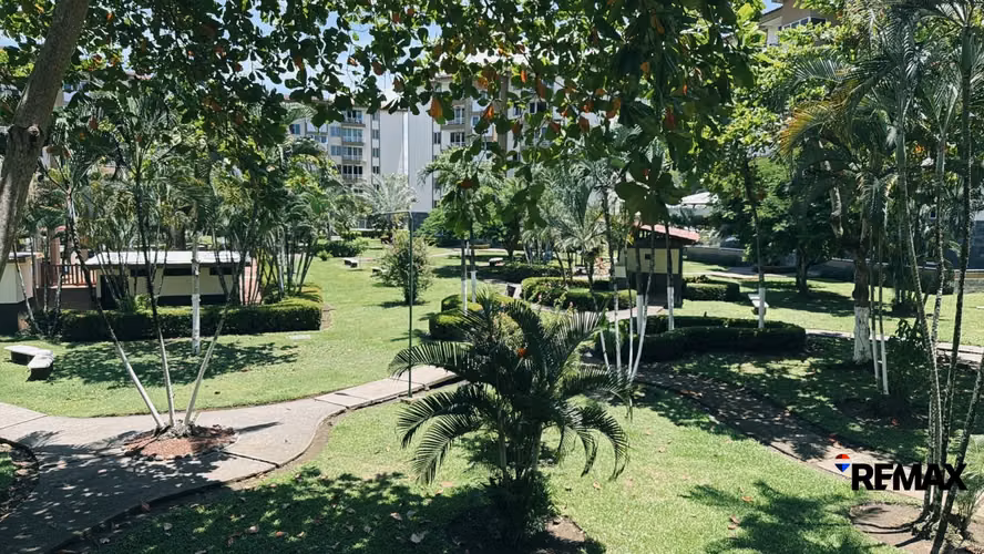 Condo a Pasos de Playa Jacó - Imagen 17