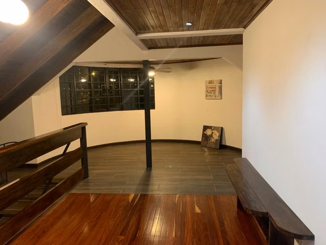 Alquiler de hermosa casa en Heredia Costa Rica a 200 metros del nuevo estadio de Heredia  - Imagen 4