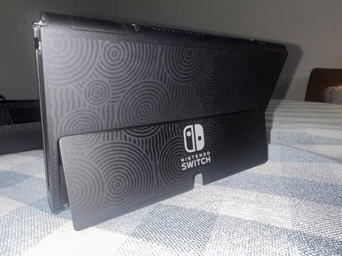 Nintendo Switch OLED – Edición Zelda: Tears of the Kingdom + Extras 135 000