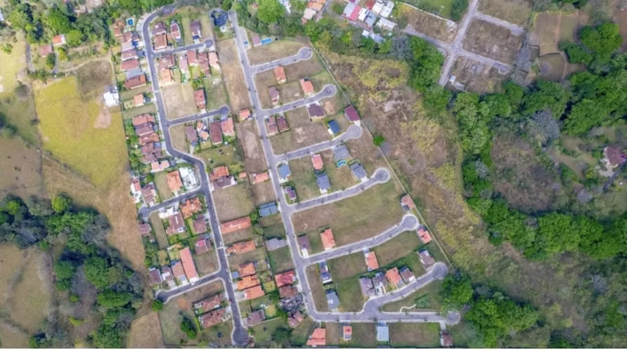 Estrene casa en Guacima Alajuela - Imagen 14