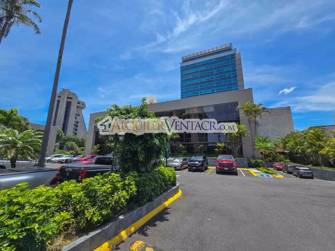OFICINA DE 162 M2 EN TORRE OFICENTRO LA SABANA - Imagen 18