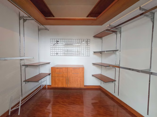 CONDO CONTEMPORANEO DE 432 M2 CON VISTA EN GUACHIPELIN ESCAZU - Imagen 18