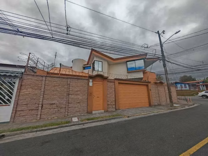  Casa esquinera con uso de suelo mixto en el Carmen de Guadalupe, Mata Plátano  - Imagen 18