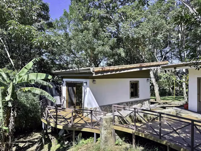Quinta | Oak Trees Estate a one-level residence for sale in Santa Ana