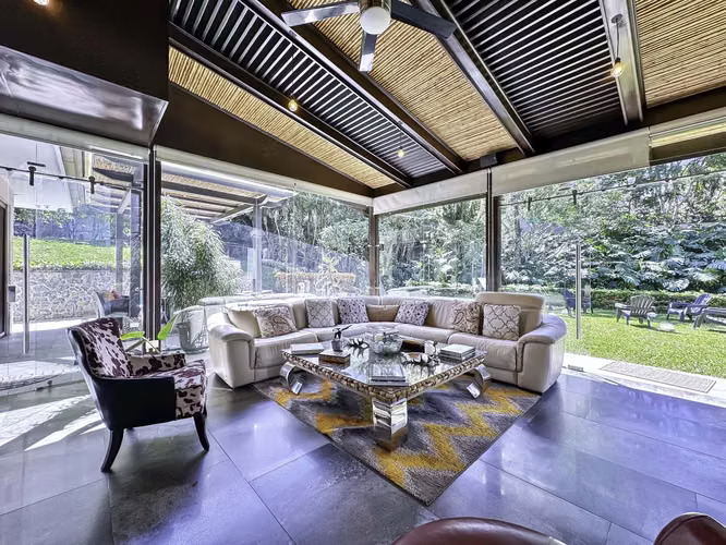 Quinta | Oak Trees Estate a one-level residence for sale in Santa Ana