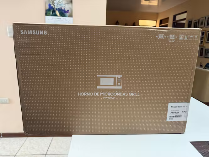 Microondas Samsung con Grill 32 L — Nuevo y sellado - Imagen 6