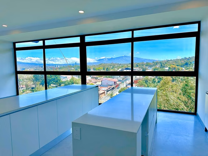 Exclusivo Penthouse de Lujo – 380 m² en el Corazón de Escazú - Imagen 8