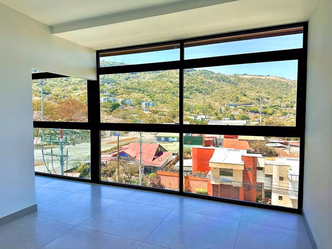 Exclusivo Penthouse de Lujo – 380 m² en el Corazón de Escazú - Imagen 3