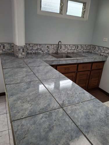 One Habitat apartment with parking space, includes electricity and municipal posts,