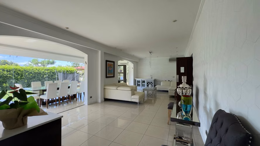 Brasil de Mora, Ciudad Colon - Residencia Colonial - 3HAB/3.5BA - 350 m2 - Imagen 14