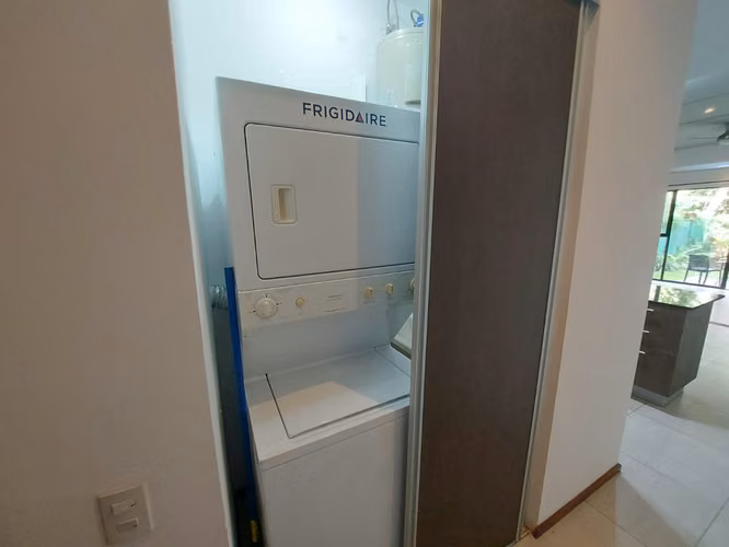 Apartamento estudio amoblado en Brasil de Santa Ana. - Imagen 4