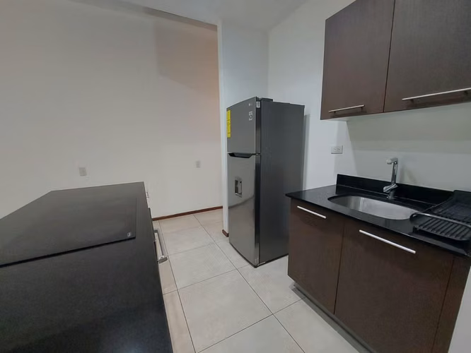 Apartamento estudio amoblado en Brasil de Santa Ana. - Imagen 2