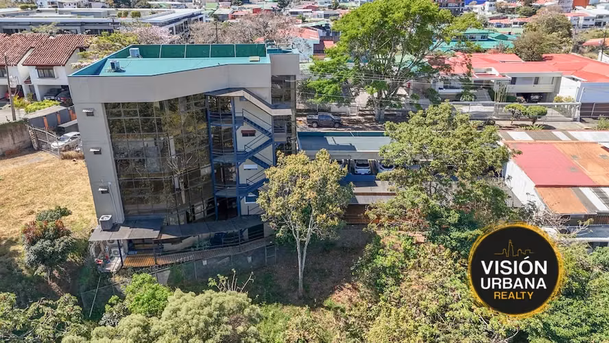 Edificio Comercial de 1100m2 en Barrio Escalante