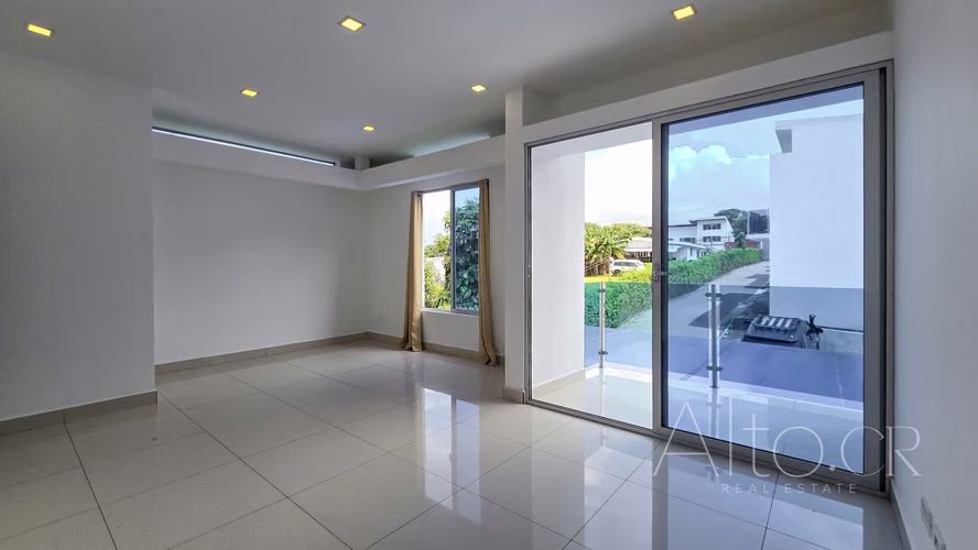APARTAMENTO EN PIEDADES  |  PISO 2   |  LISTO PARA VIVIR  |   3 HABITACIONES 
