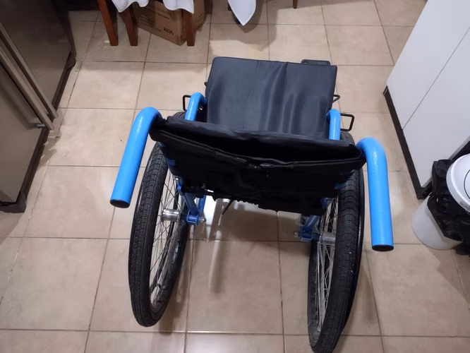 Silla de ruedas infantil 