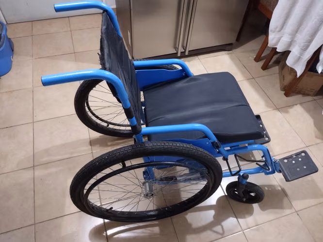 Silla de ruedas infantil 