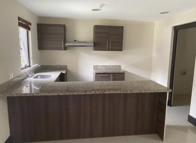 REBAJADO Apartamewnto a la venta en Brasil de Santa ANA