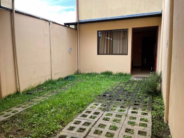 Venta de 2 Casas en Guadalupe-Mata de Plátano. 27-626 GRAN INVERSIÓN