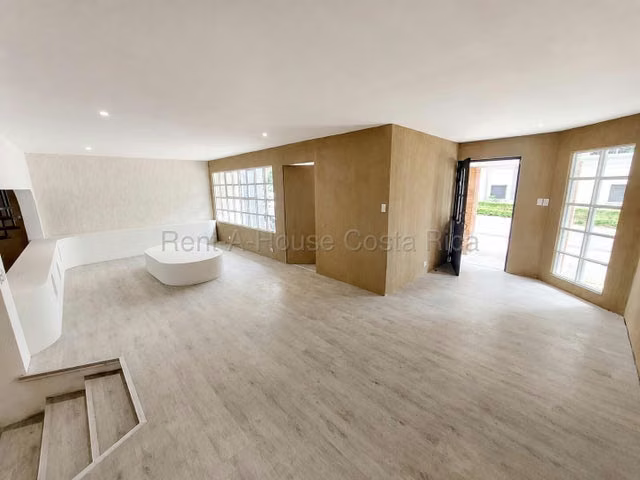Venta de 2 Locales en Escazú. 27-448 INVERSIÓN - Imagen 2