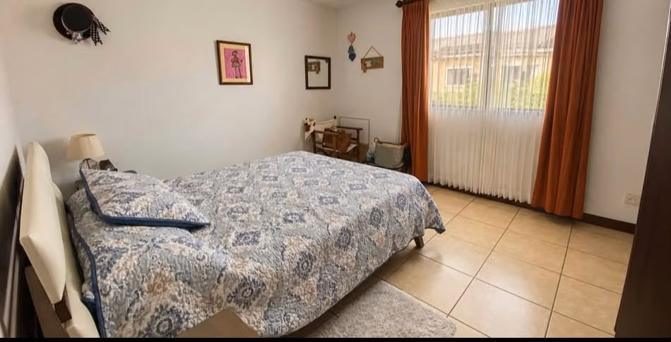123987 / Alquiler / Hacienda Sacramento / 3 habitaciones / Patio / Mezanine / $1375