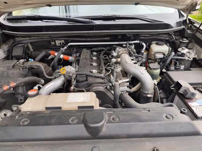Toyota Land Cruiser Prado TX 4x4: poder, seguridad y confianza, lista para cualquier camino.