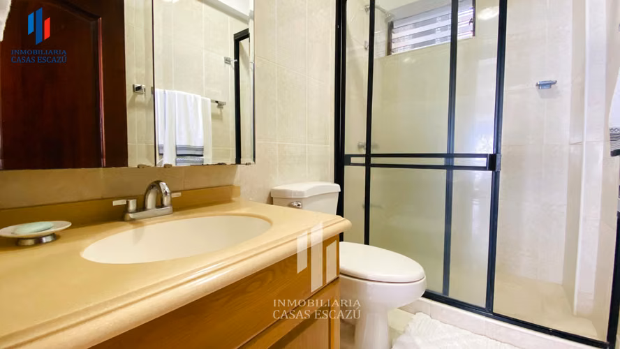 Apartamento Amueblado con Vista, 2 Dorm + Oficina, 2 Parqueos, San Rafael de Escazú