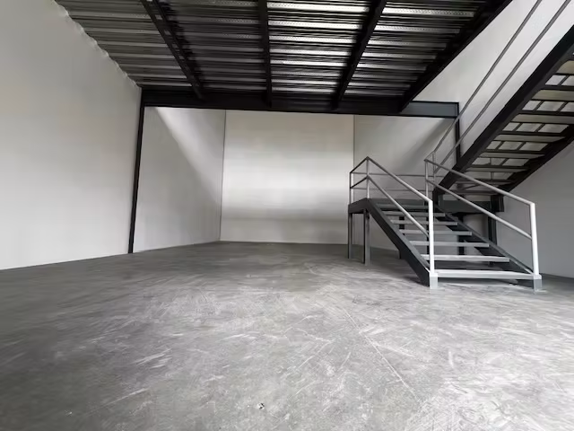 ALQUILER BODEGA EN CONDOMINIO GUACHIPELIN DE ESCAZU  - Imagen 2