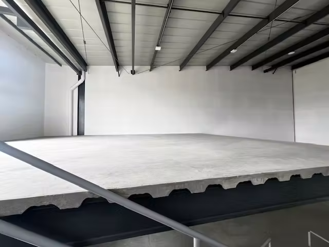 ALQUILER BODEGA EN CONDOMINIO GUACHIPELIN DE ESCAZU  - Imagen 7