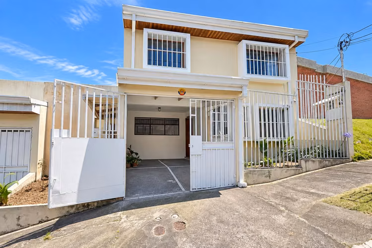 Rental House in Urbanización La Maruz, Sabanilla