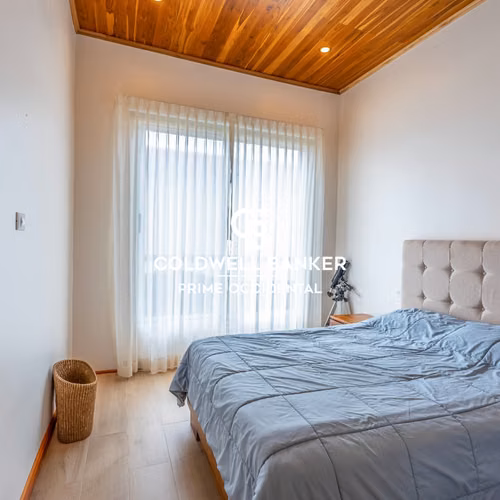 One-Level Living with Mountain Views | San Miguel, Grecia - Imagen 5