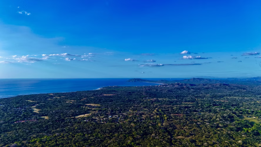 POCHOTE HILLS — LOTES RESIDENCIALES EN PLAYA AVELLANAS, GUANACASTE