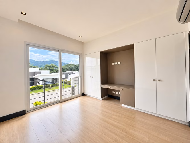 Casa en venta y alquiler en Lindora, Santa Ana - Imagen 11