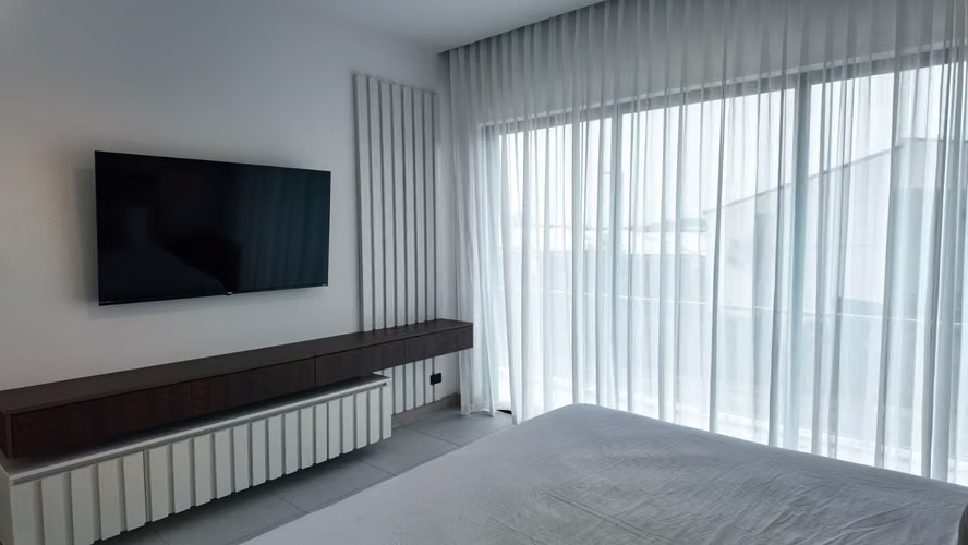 Casa de Lujo en Lindora | 3 Hab + Patio 100m² - Imagen 13