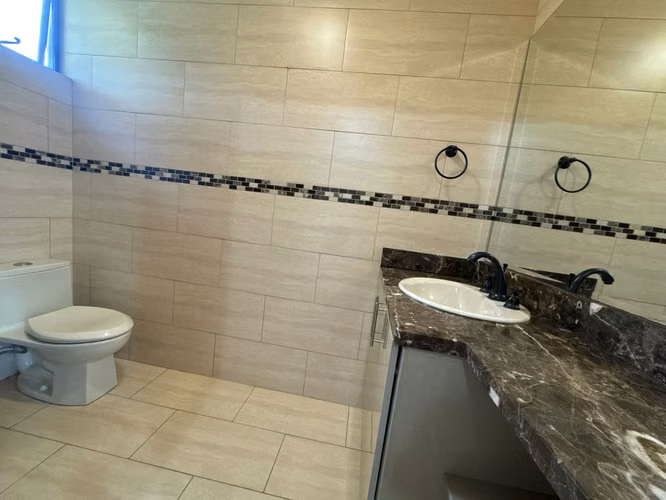 Casa en venta en Santa Ana. Una sola planta! 