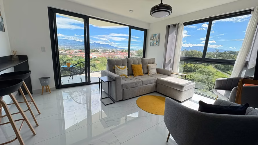 Apartamento de 2 habitaciones en alquiler en Rohrmoser. Full amueblado