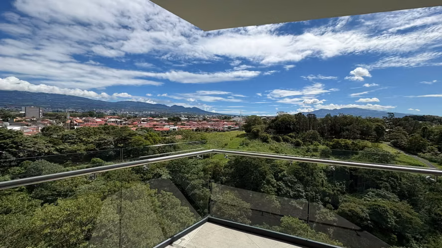 Apartamento de 2 habitaciones en alquiler en Rohrmoser. Full amueblado