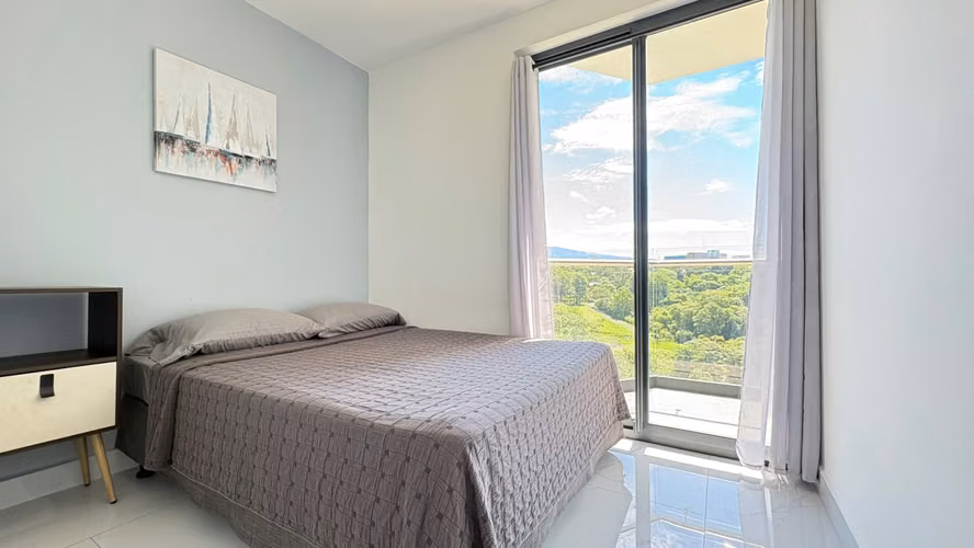 Apartamento de 2 habitaciones en alquiler en Rohrmoser. Full amueblado