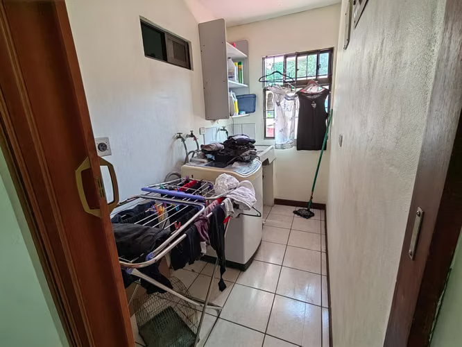 *Venta Casa y Apartamento en Lourdes de Montes de Oca - Imagen 11